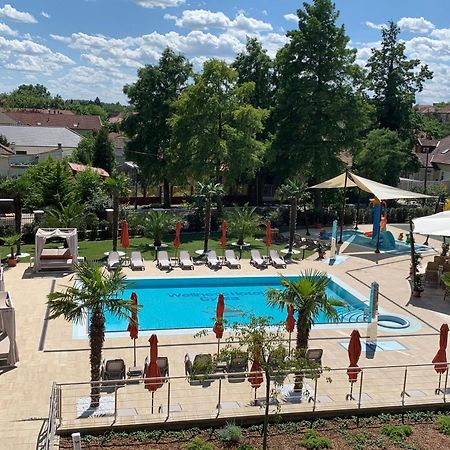 Wellness Hotel Gyula Eksteriør bilde