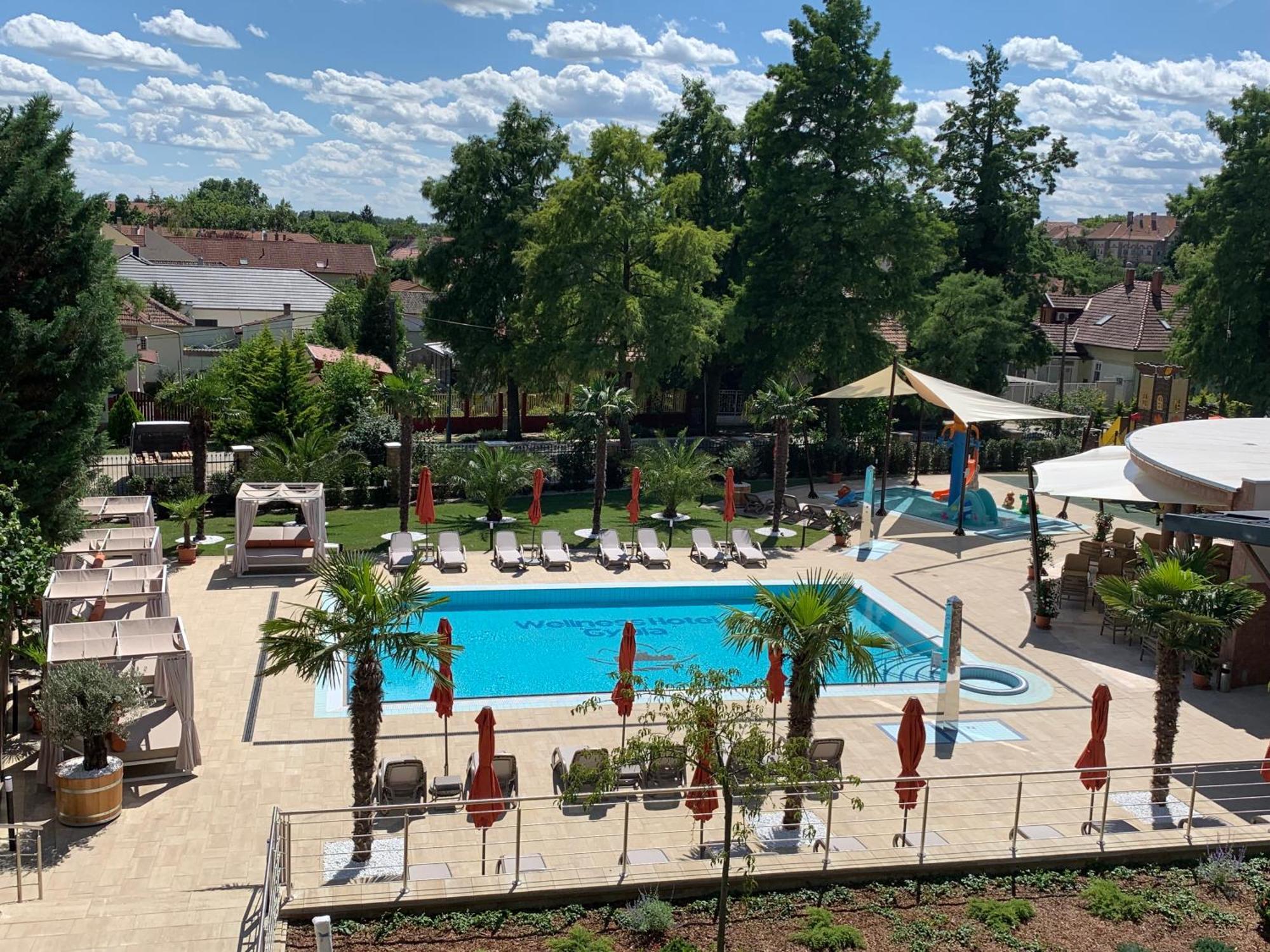 Wellness Hotel Gyula Eksteriør bilde