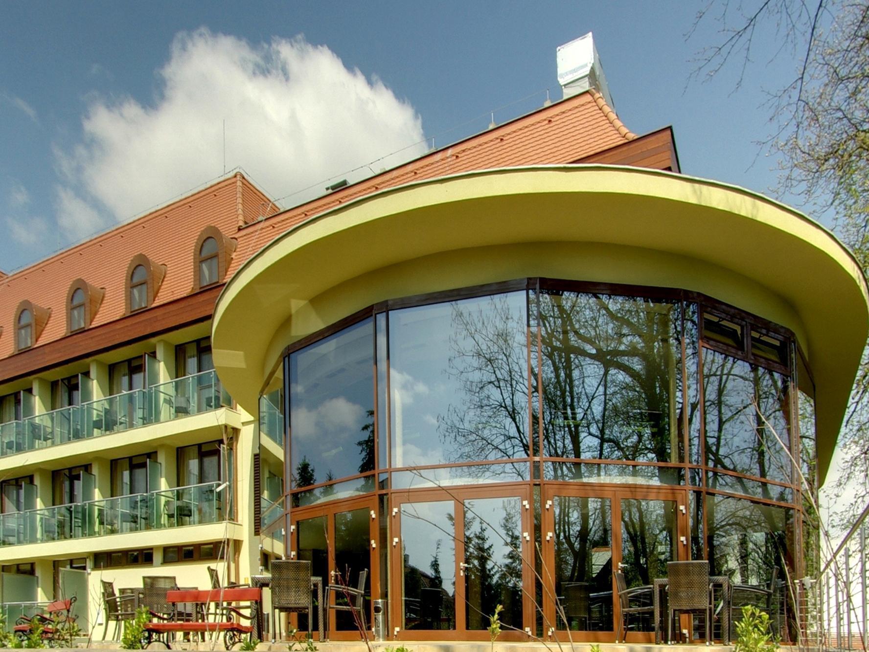 Wellness Hotel Gyula Eksteriør bilde