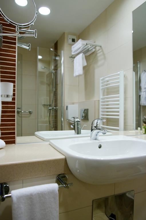 Wellness Hotel Gyula Rom bilde